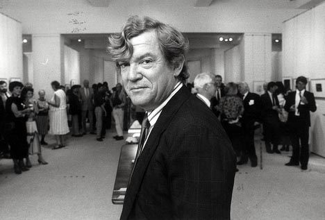 Robert Hughes